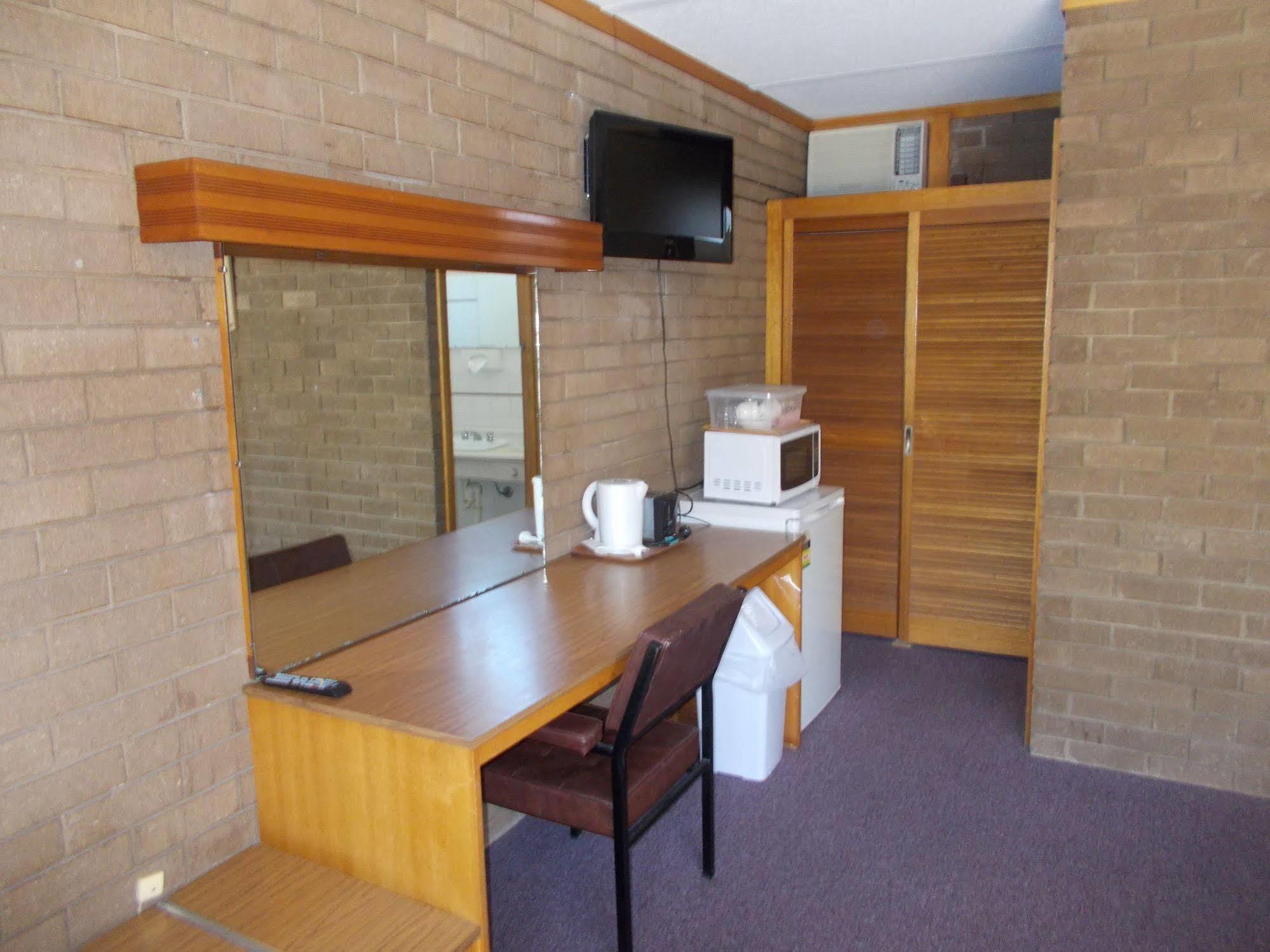 Corowa Gateway Motel Exterior photo